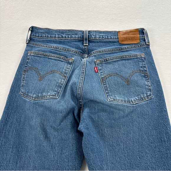 Levi's Wedgie Button Fly Jeans Women's size 28 Medium Faded Blue Denim Big E - Picture 4 of 6